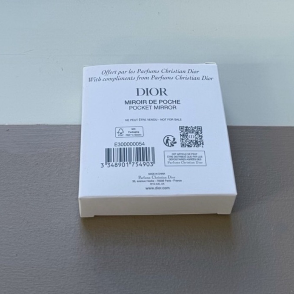 Dior Silver Pocket Mirror Novelty - Picture 4 of 4